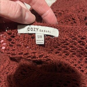 Cozy Casual Women's Sweater in Deep Rust